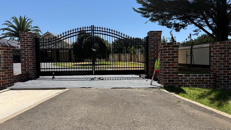 Victorian Gate Automation & Fencing - Part of Victorian Gate & Fencing Group project 7
