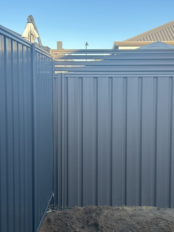 Wood's Painting photo 3