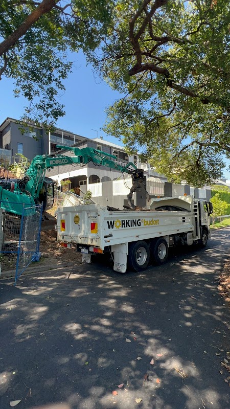 Working Bucket Brisbane work 4