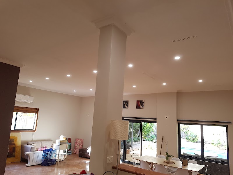 ZS Electrics photo 1