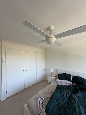 Hunter Paint And Decoration