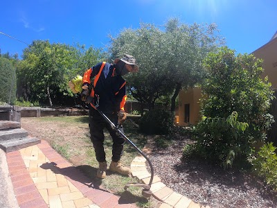 Lawn Mowing Canberra - LawnMowingCanberra.Com.Au work 3