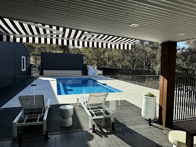 LEADING OUTDOOR SOLUTIONS