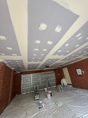 ​​Proficient plasterer and painter work 2