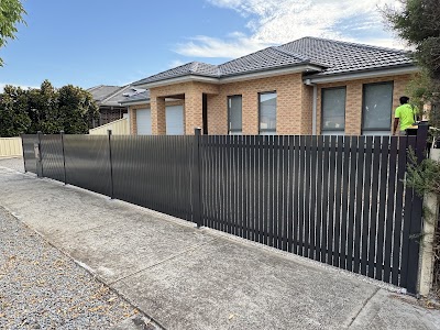 77 Nails Fencing & Decking work 4