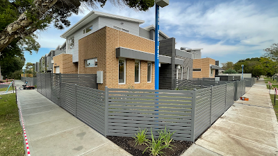 77 Nails Fencing & Decking work 1