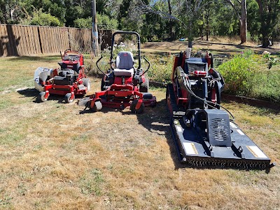 Acreage Lawns and Maintenance photo 3