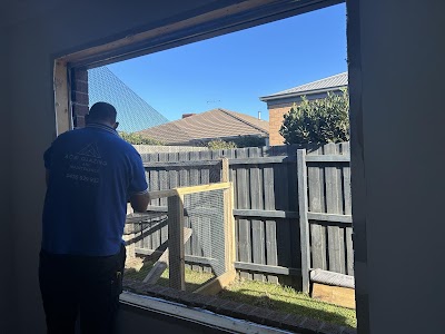 ACW Glazing and Maintenance - 24hr make safe service/ board ups work 4