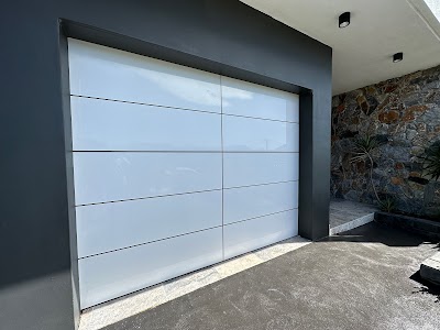 AGD garage door work 2