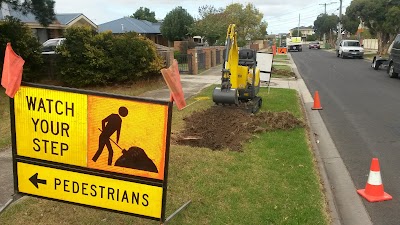 Altona Bay Mini Excavation photo 3