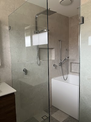 Amazing bathroom makeovers photo 2