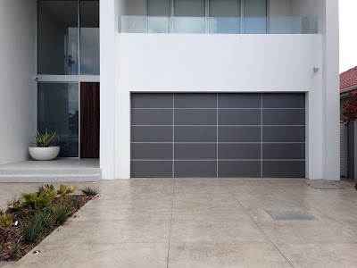Auto Lift Garage Doors
