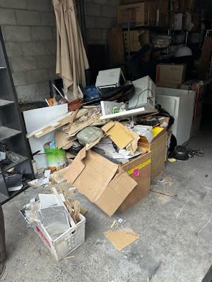 Cheap and Clean Rubbish Removals work 3