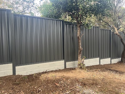 Cove Fencing and Retaining work 3