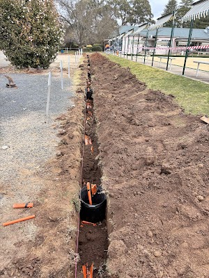 Diggermate Mini Excavator Hire Orange photo 2