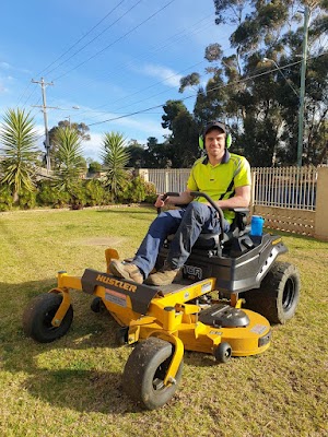 DynaMow Lawn Mowing Services Geelong work 4