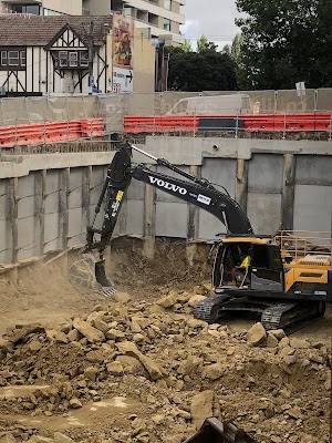 Earthmoving Contractors Melbourne CCS