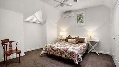 EM-ES PAINTER & DECORATING SERVICES