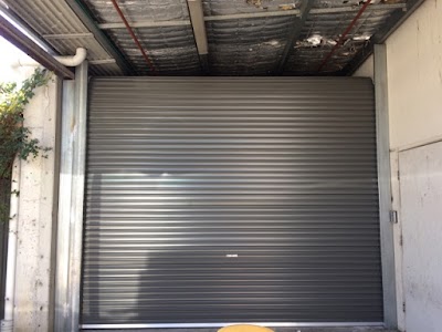 F & J Roller Doors