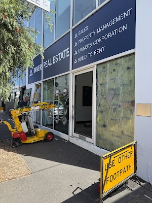 Fast Glass 24 Hrs 7 Days photo 2