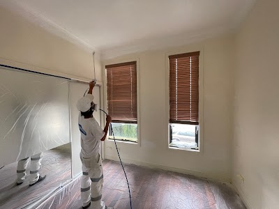 Fence Painter - Qualified House Painting VicPainter work 1