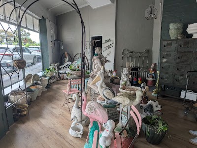 Gardener & Son - Garden Design and Heirloom & Foraged Garden Objects work 2