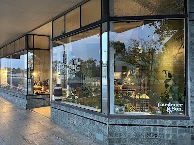 Gardener & Son - Garden Design and Heirloom & Foraged Garden Objects work 3