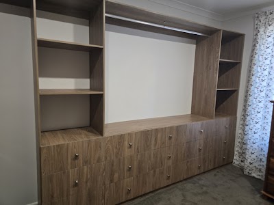 GILL CUSTOM CABINETS project 5