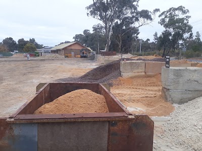 Good Earth Garden Supplies work 3