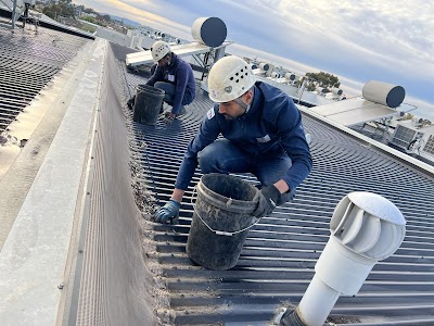 Grayson's Gutter Guard Bayside work 4