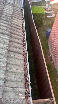Gutter relief Gutter Cleaning Pty Ltd work 3