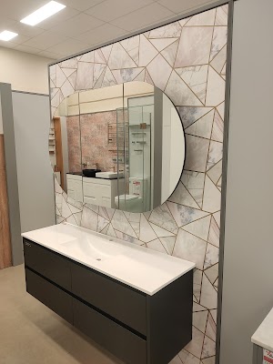 Harper's Bathroom project 5