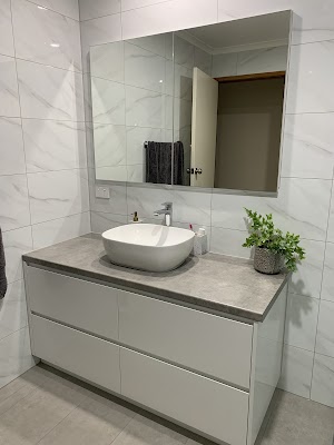 I & F Bathrooms project 6