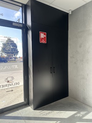 Ian Oliver Cabinets Co work 3