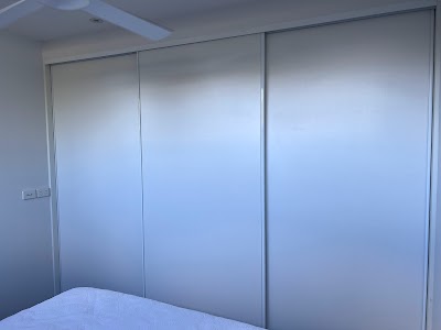 King Royal Wardrobes & Cabinets work 4