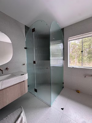 KWIK GLASS MORTDALE SHOWROOM project 6