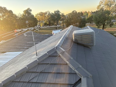 LC Guttering | Roof Plumber Sunshine west | Roof repair & restoration - Roof cleaner | Gutter replace photo 3
