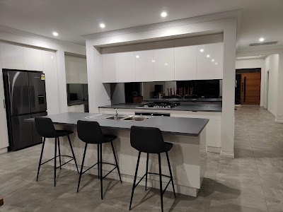Lonsdale Kitchens - ISPS Innovations Splashbacks Benchtops project 5
