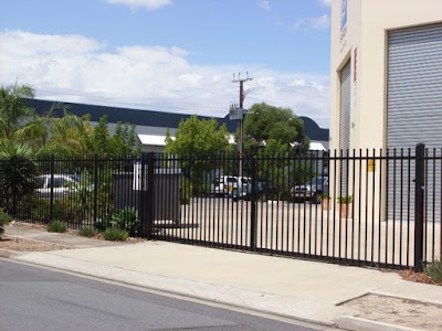 Mr Fencing - Fencing contractor Adelaide work 4