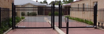 Mr Fencing - Fencing contractor Adelaide