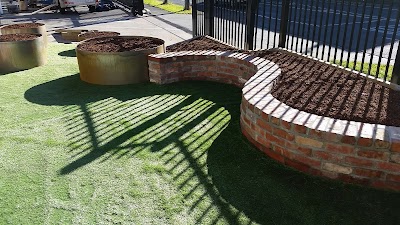 Natural Gardeners project 5