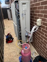 On the Move Refrigeration And Airconditioning