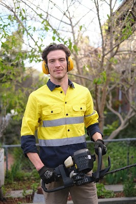 Ozzie Mowing & Gardening work 2