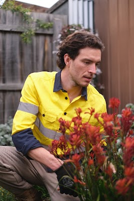 Ozzie Mowing & Gardening project 6