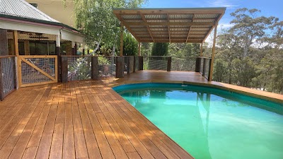 pauls decking and pergolas