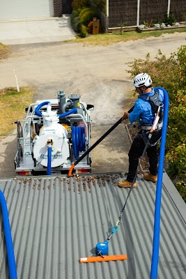 Power Vac Gutter Cleaning Co. work 4
