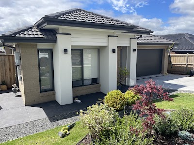 Right On Render photo 2