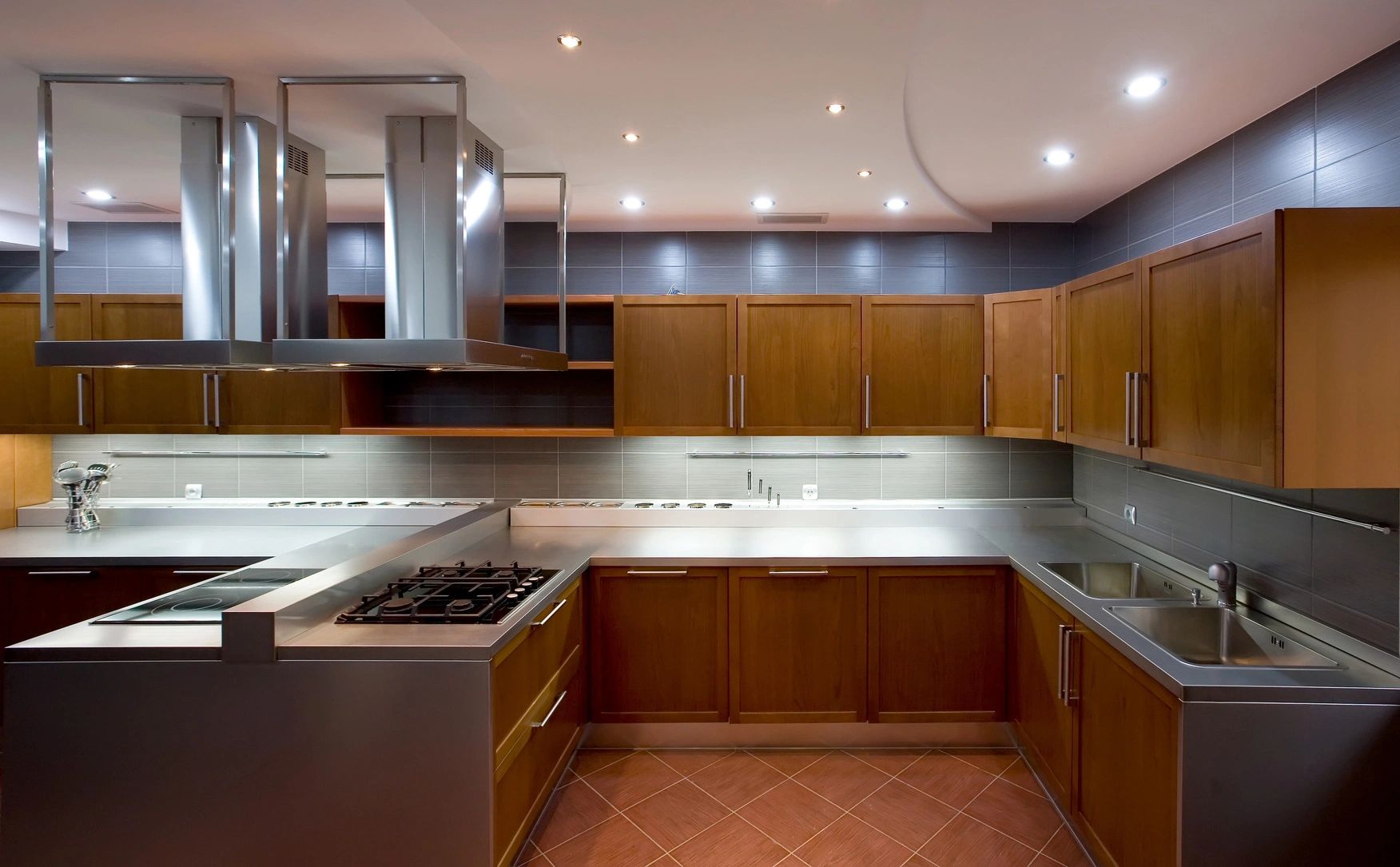 Robust kitchen and joinery pty ltd