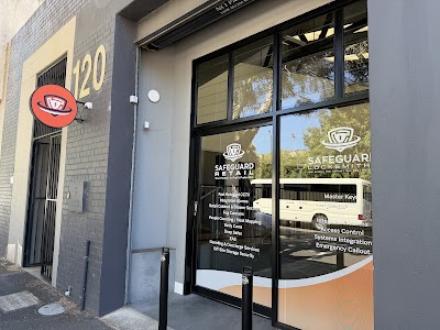 Safeguard Locksmiths work 2