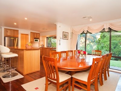 Shiny Handy People - Cleaning, Gardening & Handyman Services project 4